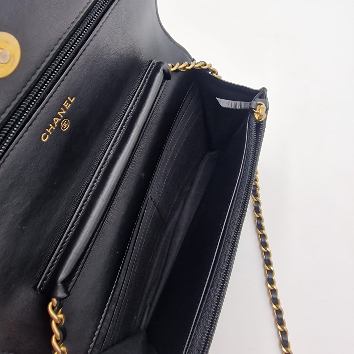 Chanel Wallet On Chain