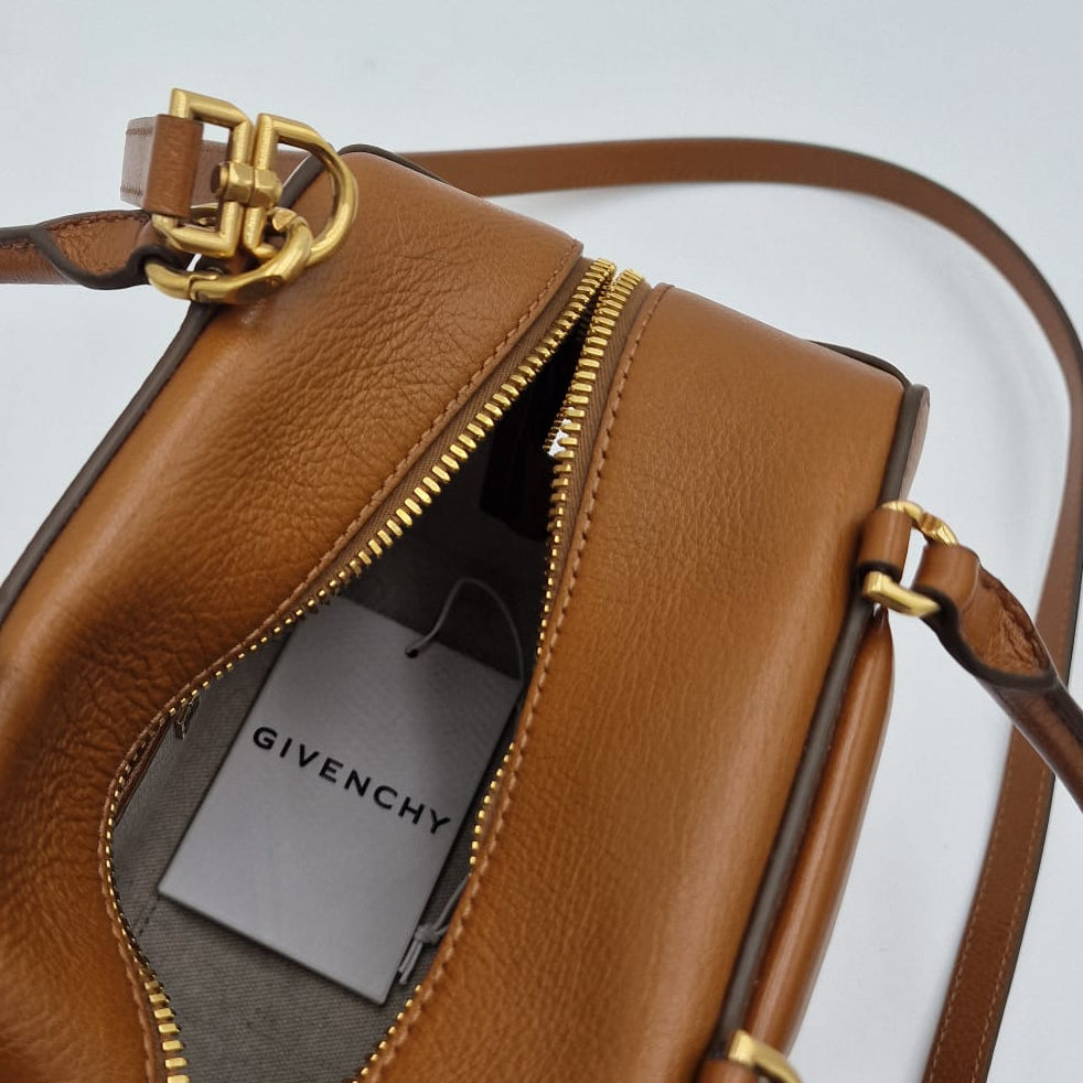 Givenchy Mini Antigona Cube