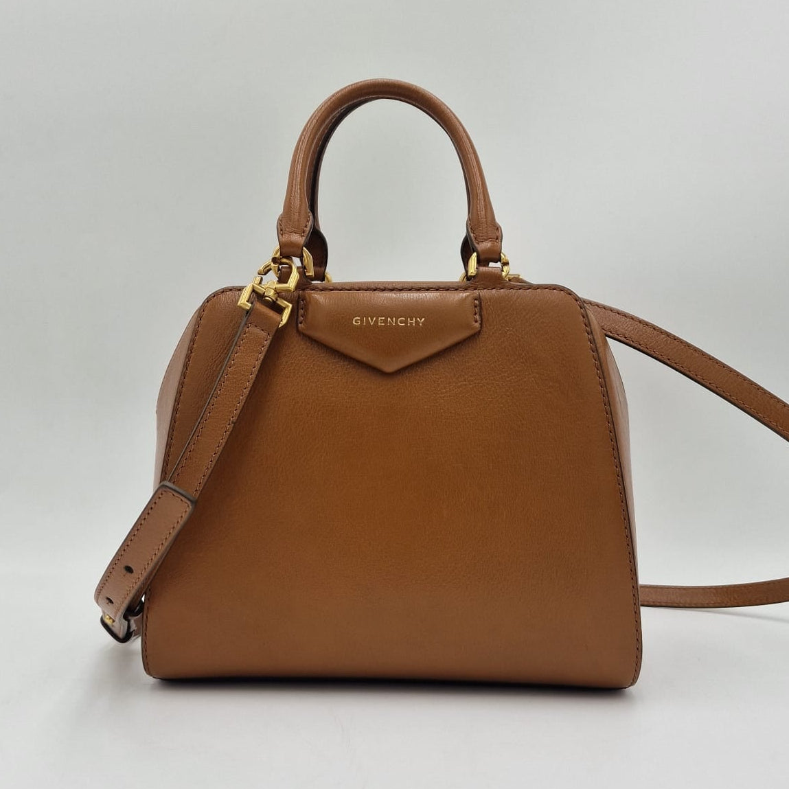 Givenchy Mini Antigona Cube