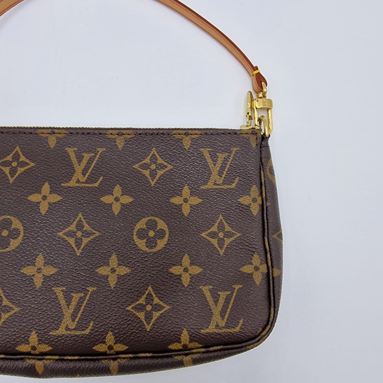 Louis Vuitton Pochette