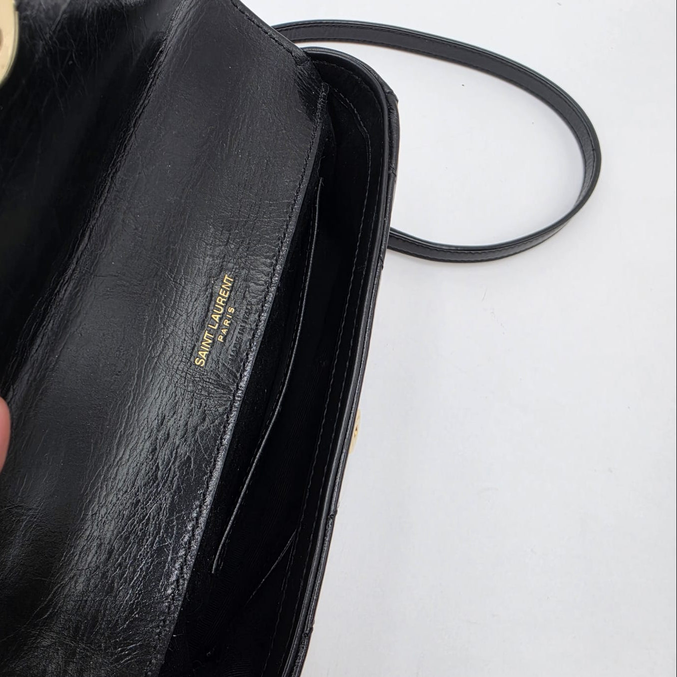 Miu Miu Clutch Con Cristales Matelassé