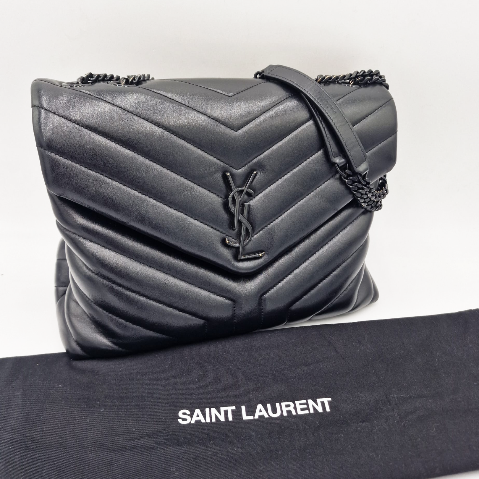 Saint Laurent Loulou Medium Black Hardware