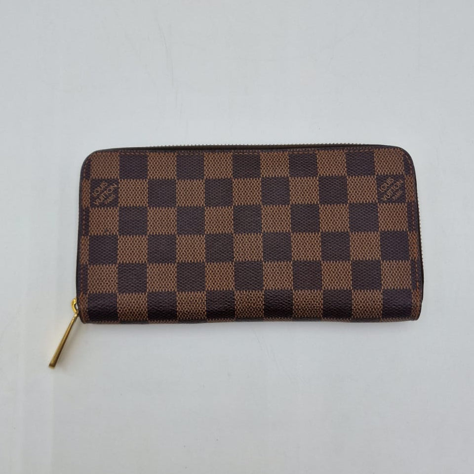 Louis Vuitton Zippy Wallet