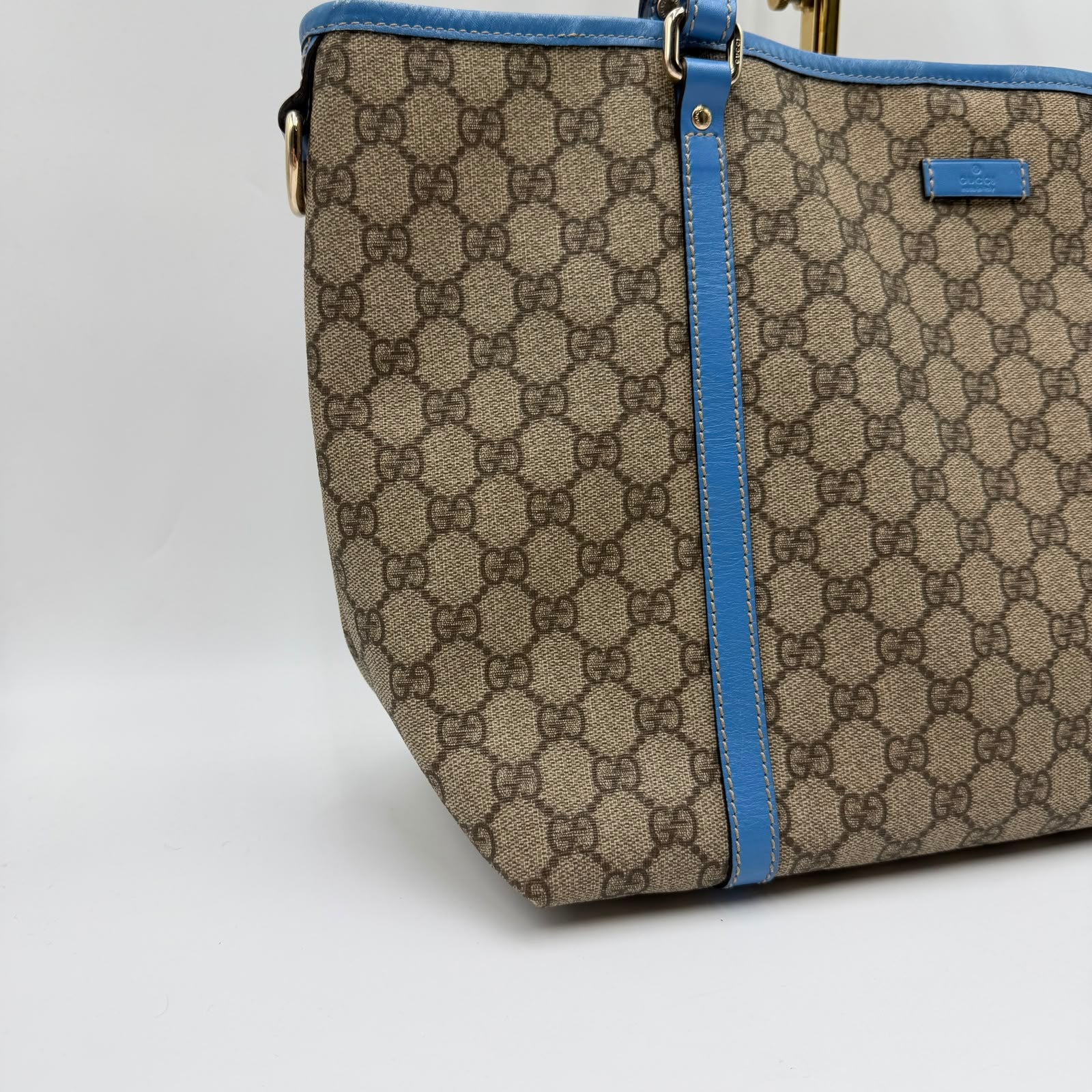 Bolso tote Gucci Ophidia GG mediano