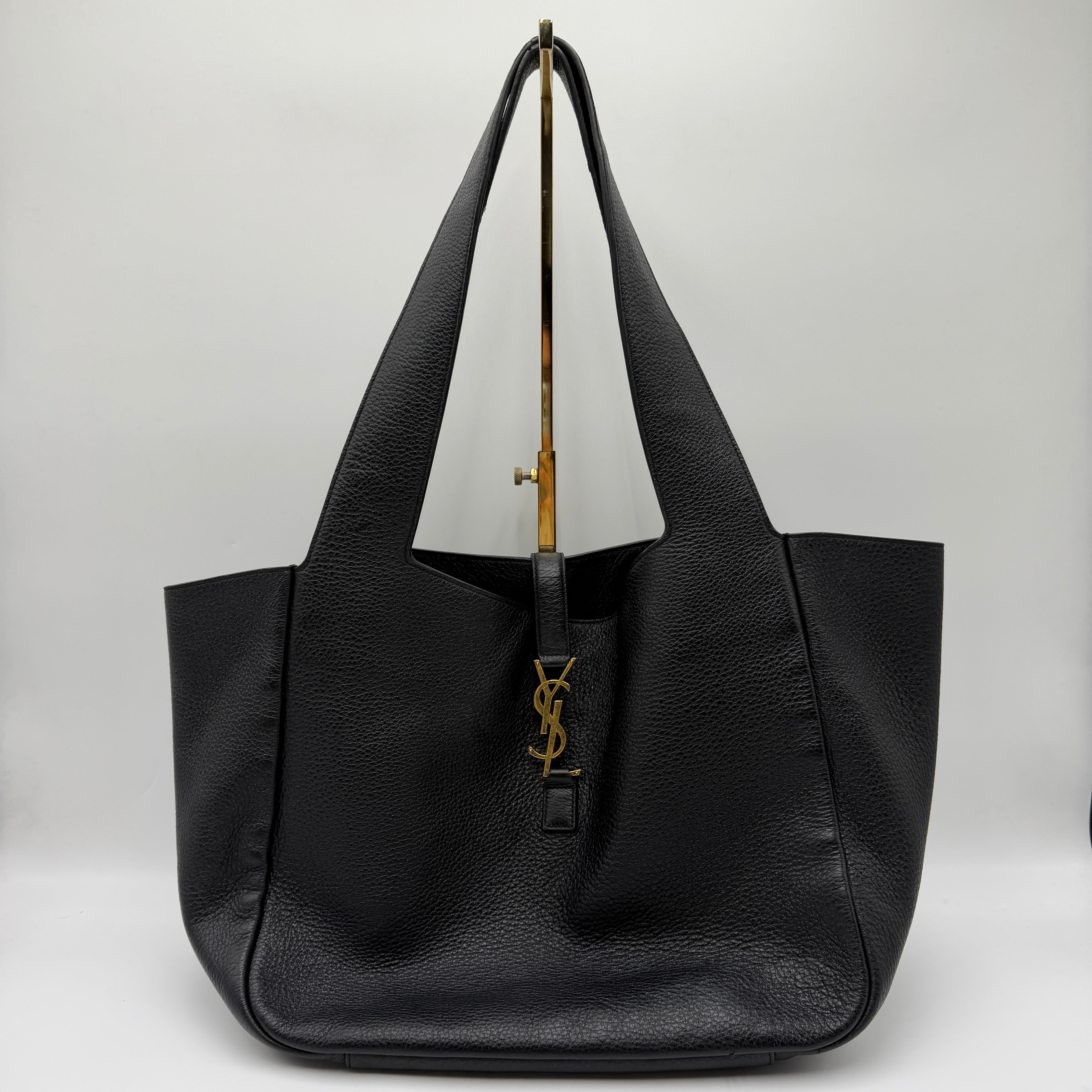 Saint Laurent Le 5 a 7 Bea