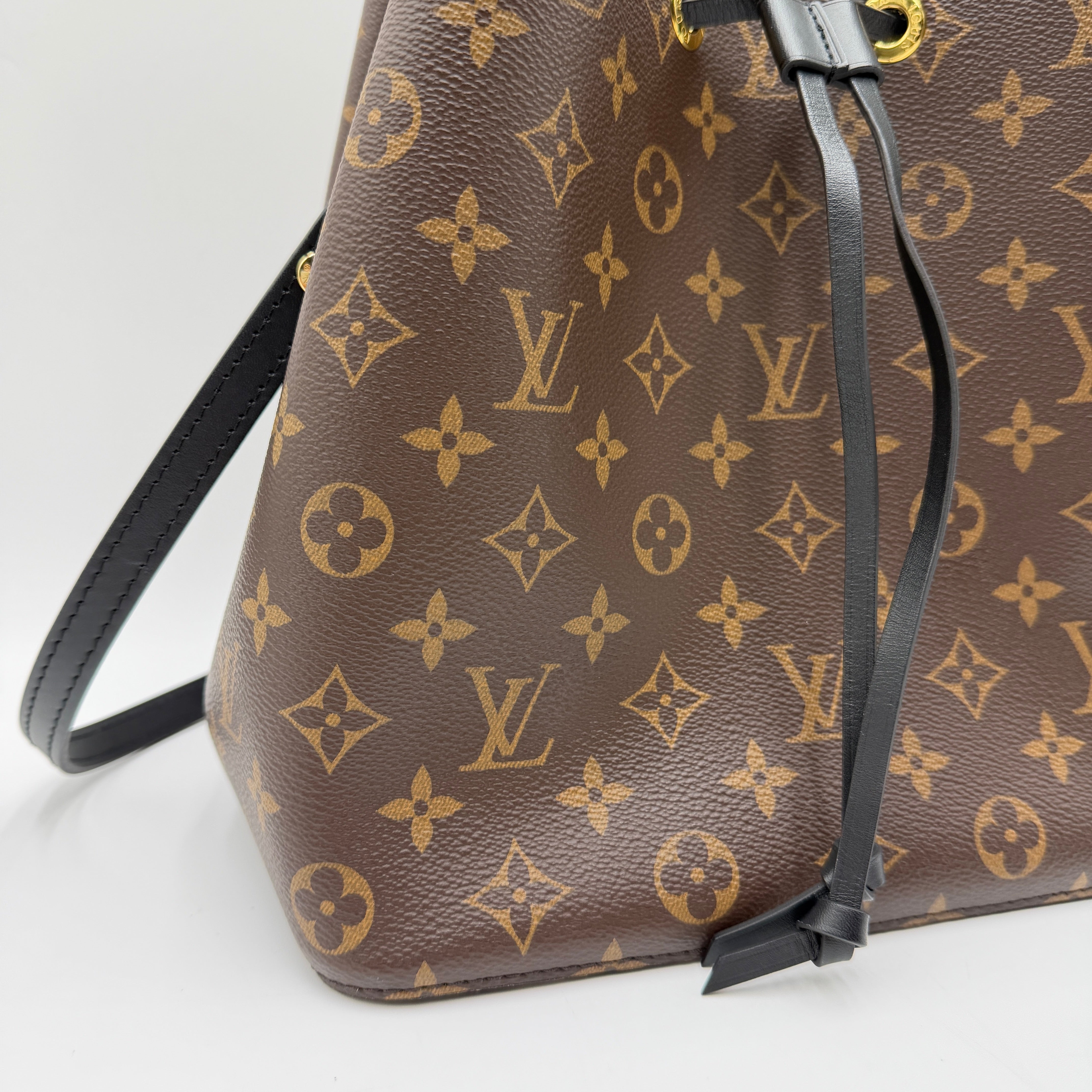 Louis Vuitton NéoNoé MM Monogram