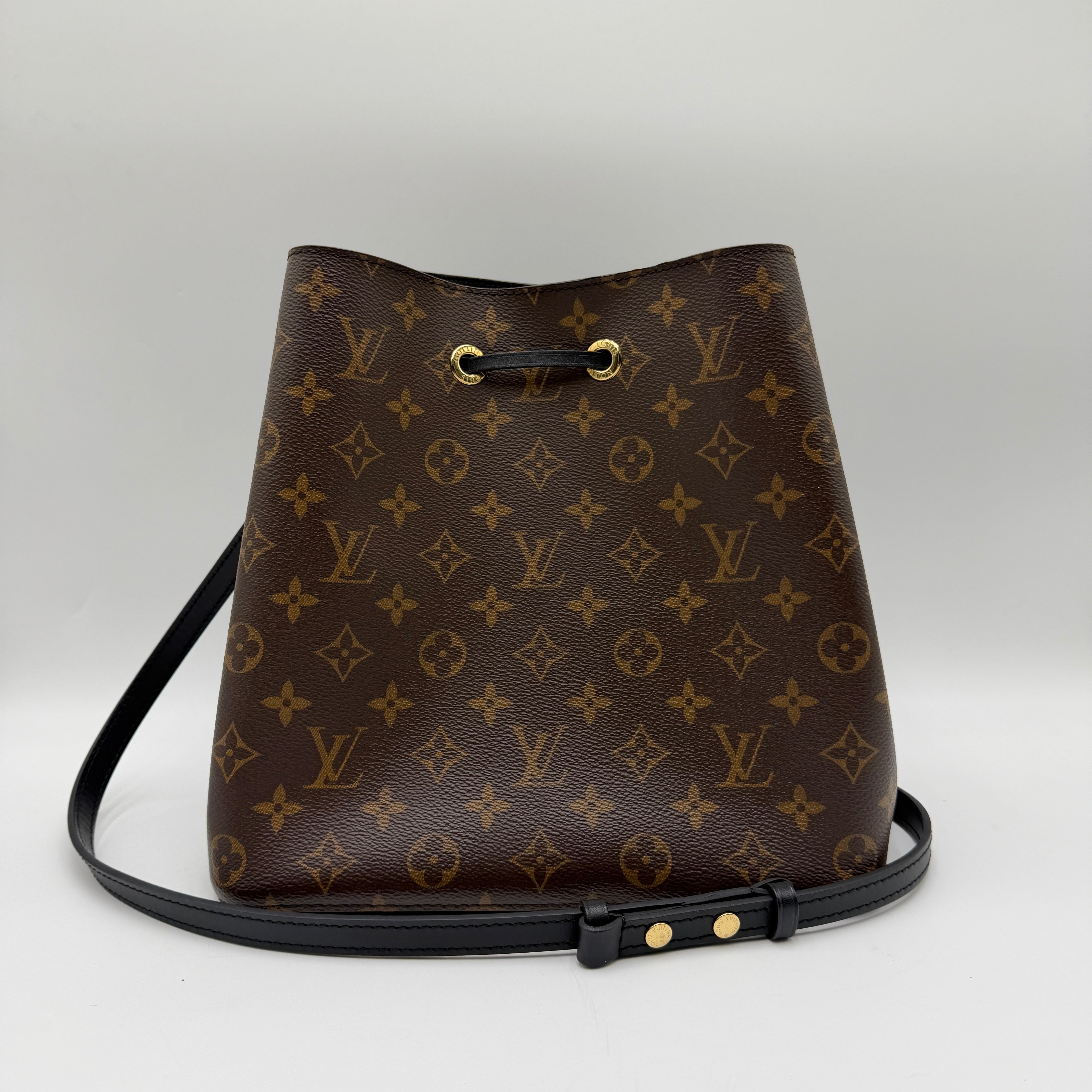 Louis Vuitton NéoNoé MM Monogram