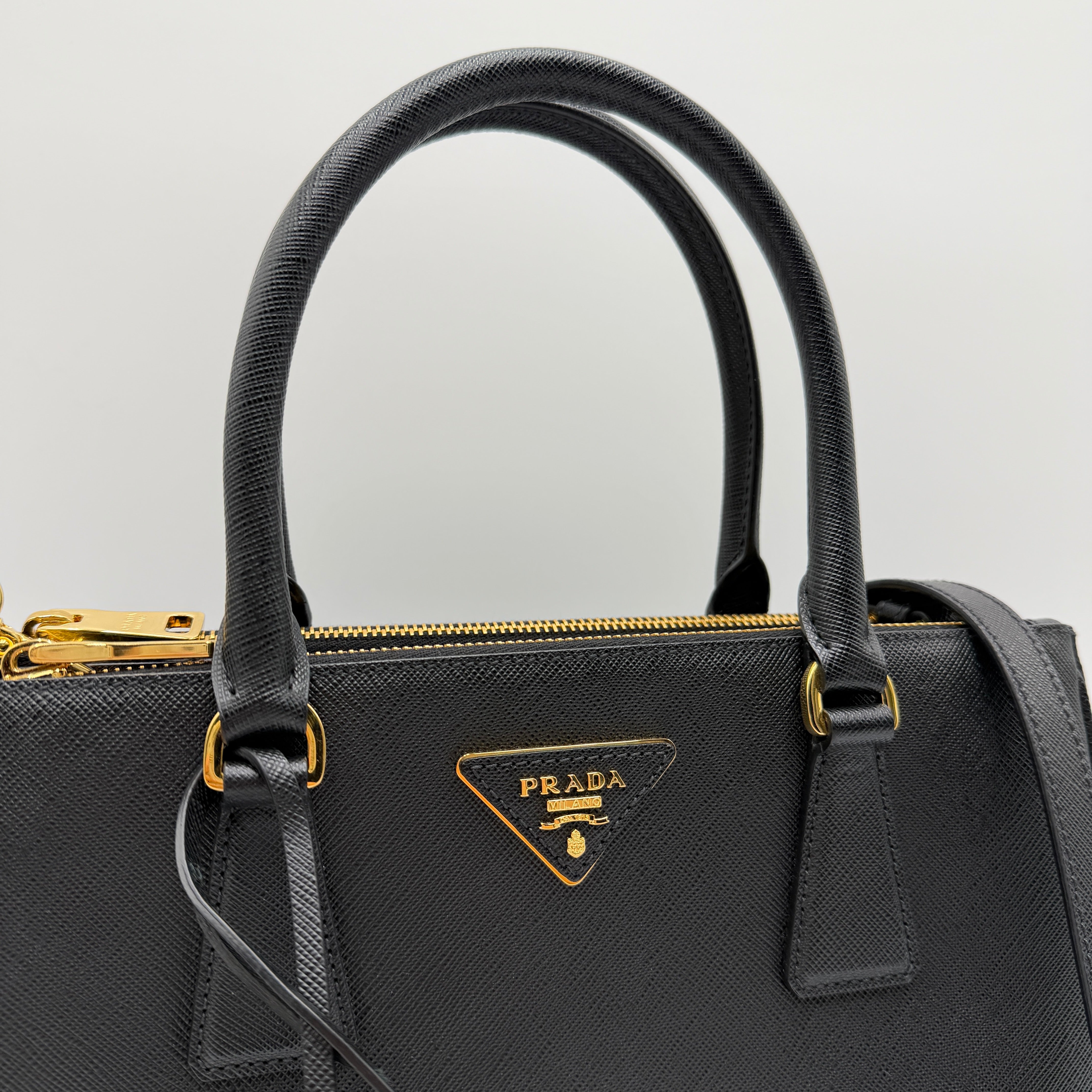 Prada Galleria Medium