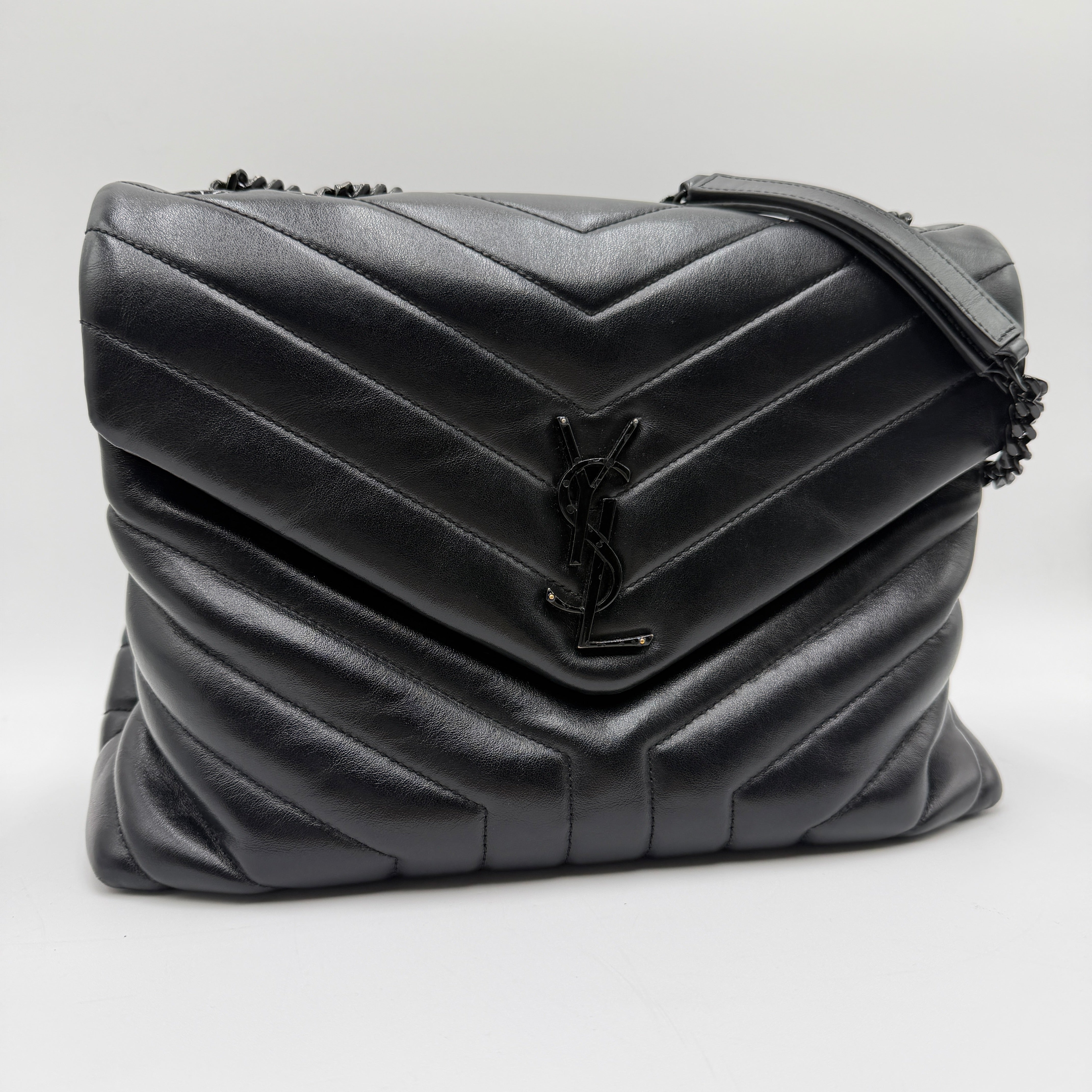 Saint Laurent Loulou Mediano Herrajes negros