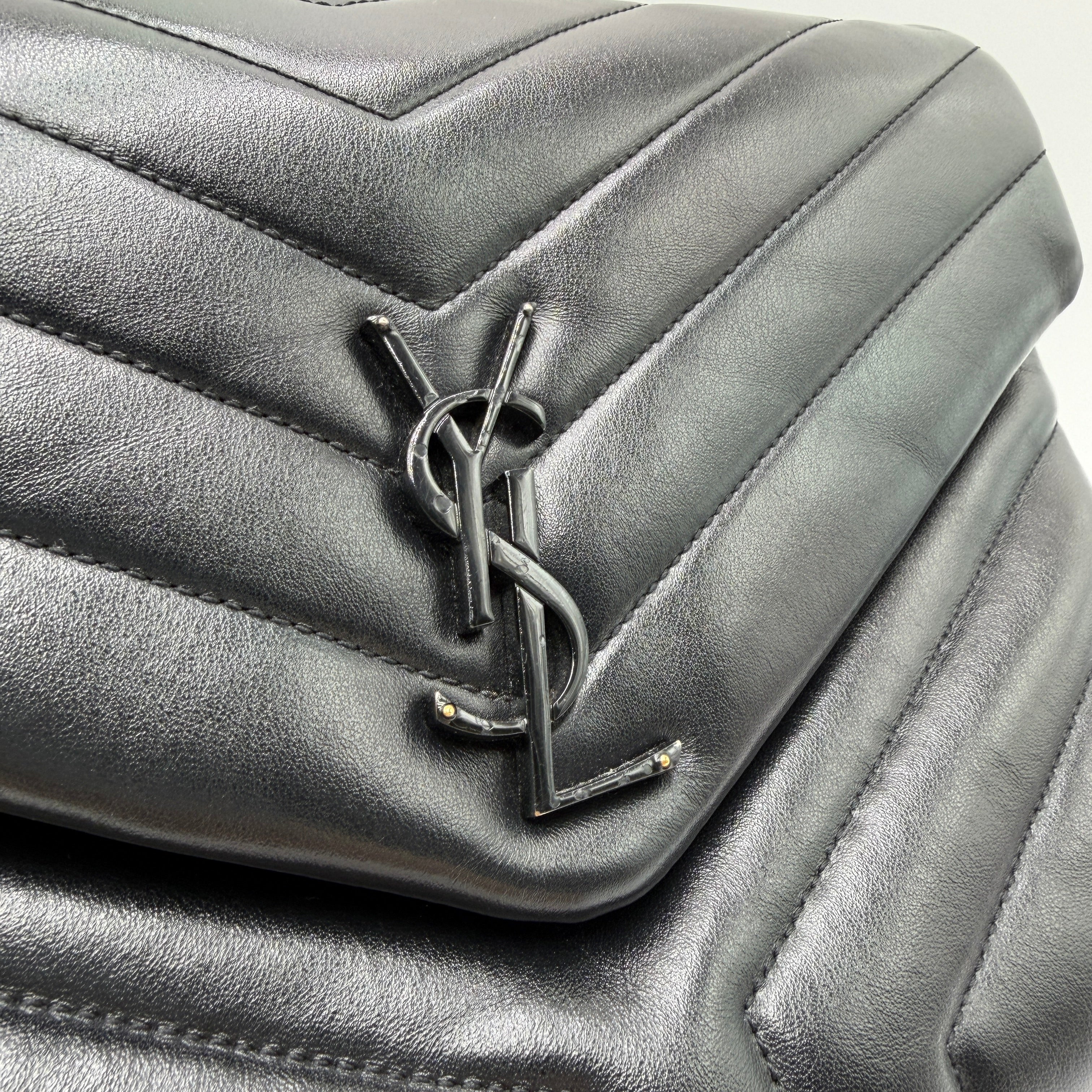 Saint Laurent Loulou Mediano Herrajes negros