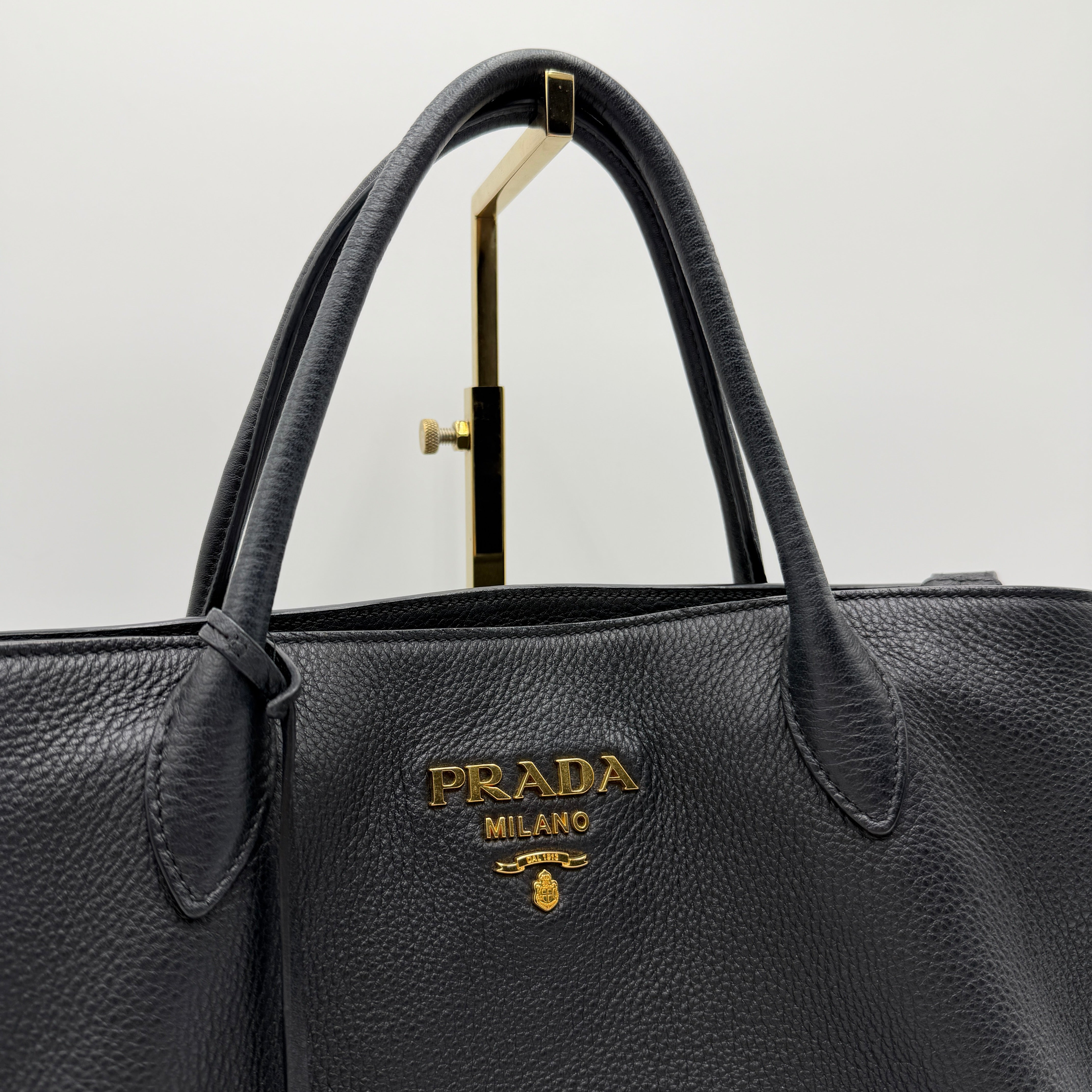 Prada Vitello Daino