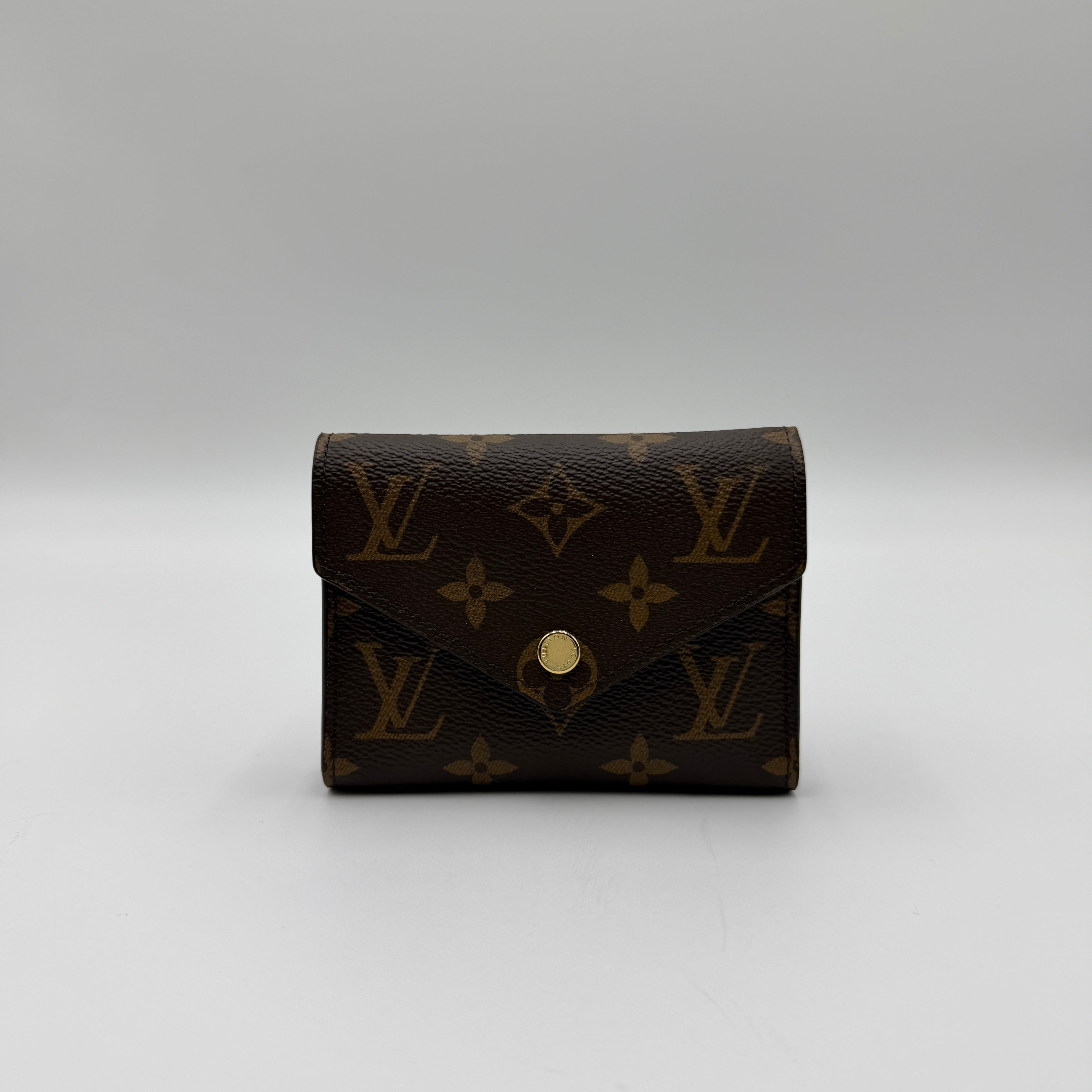 Louis Vuitton Victorine