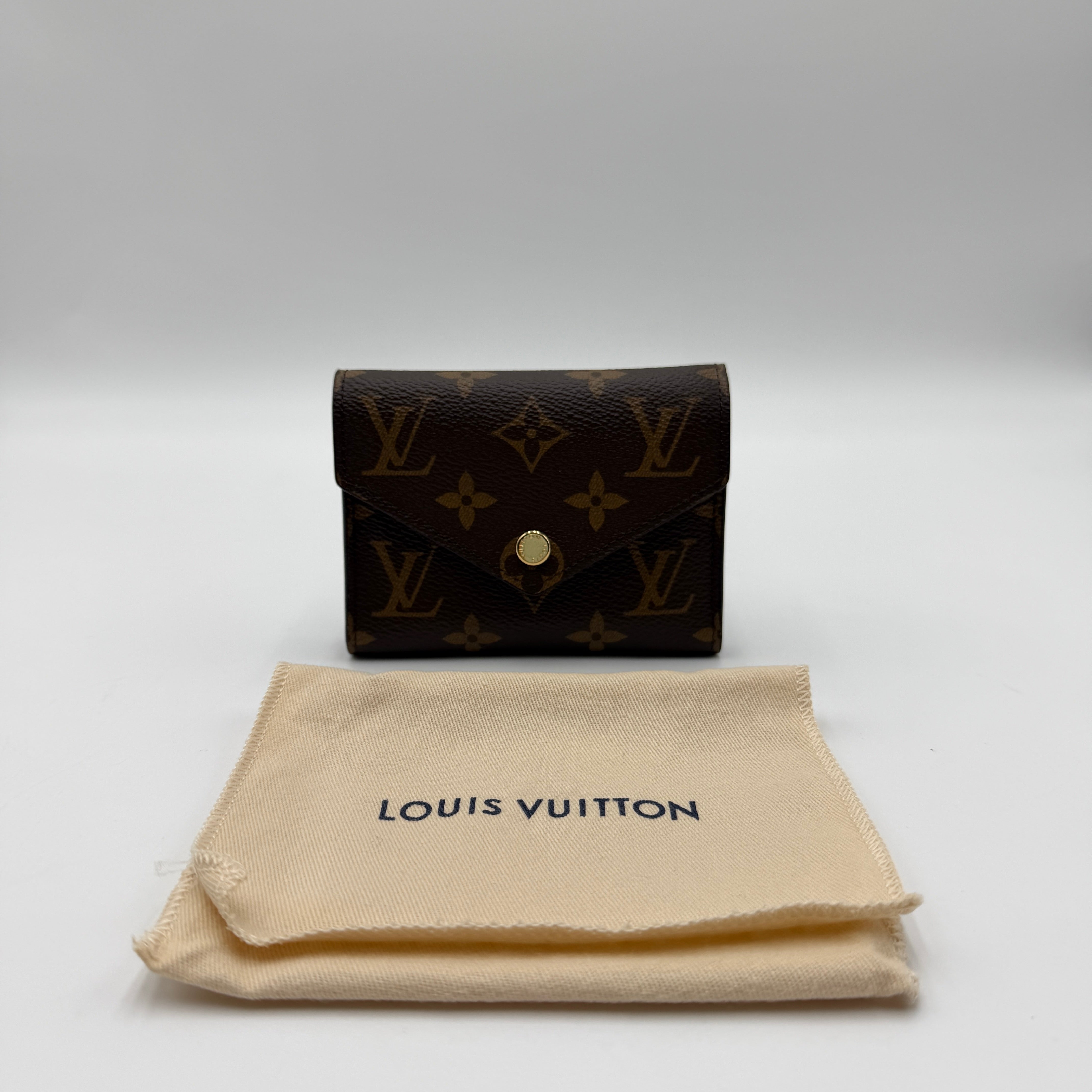 Louis Vuitton Victorine