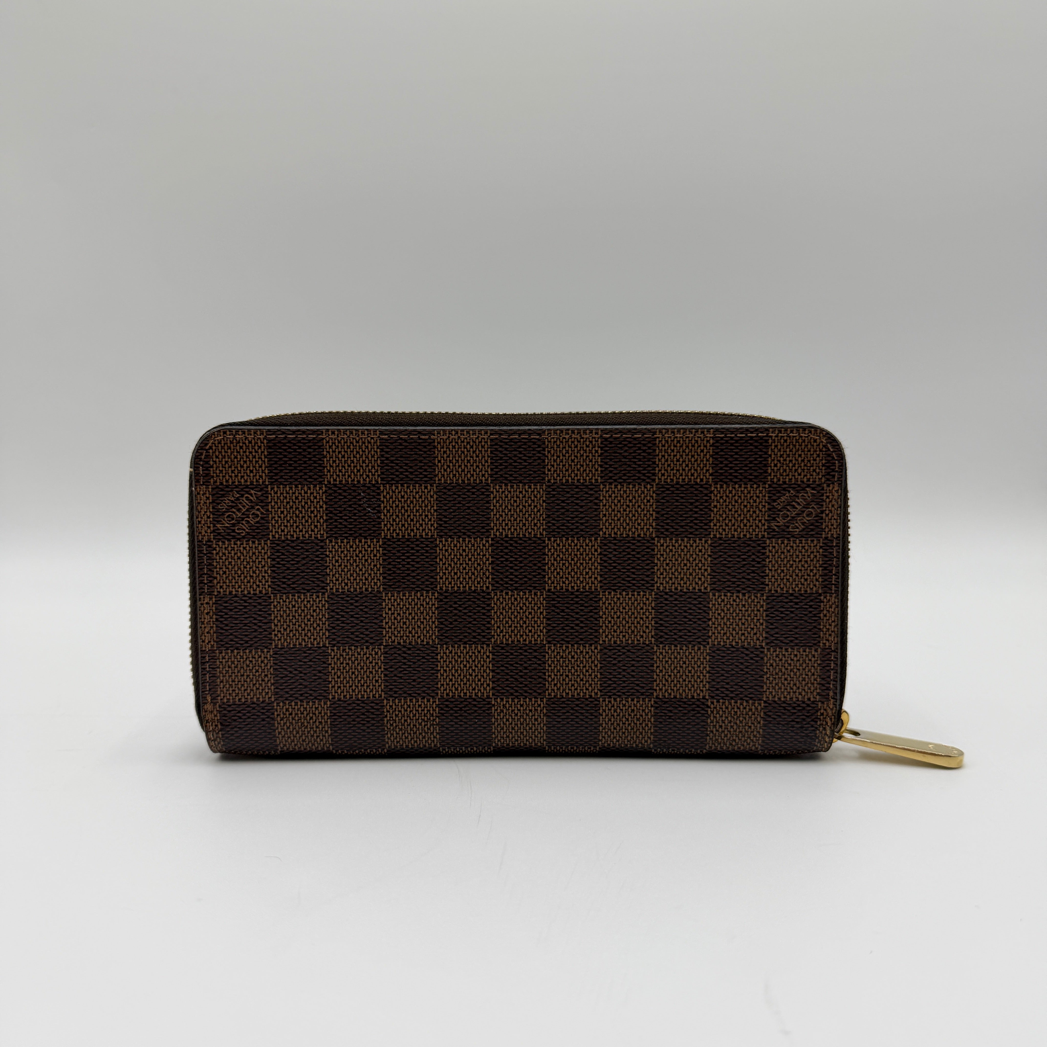 Louis Vuitton Zippy Wallet