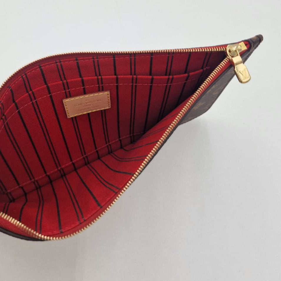 Louis Vuitton Neverfull Pochette