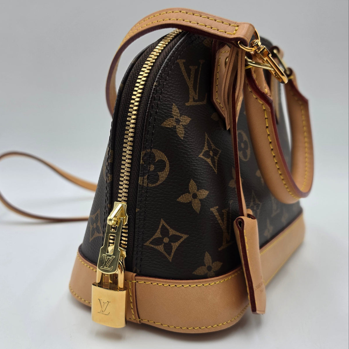 Louis Vuitton Alma BB Monogram