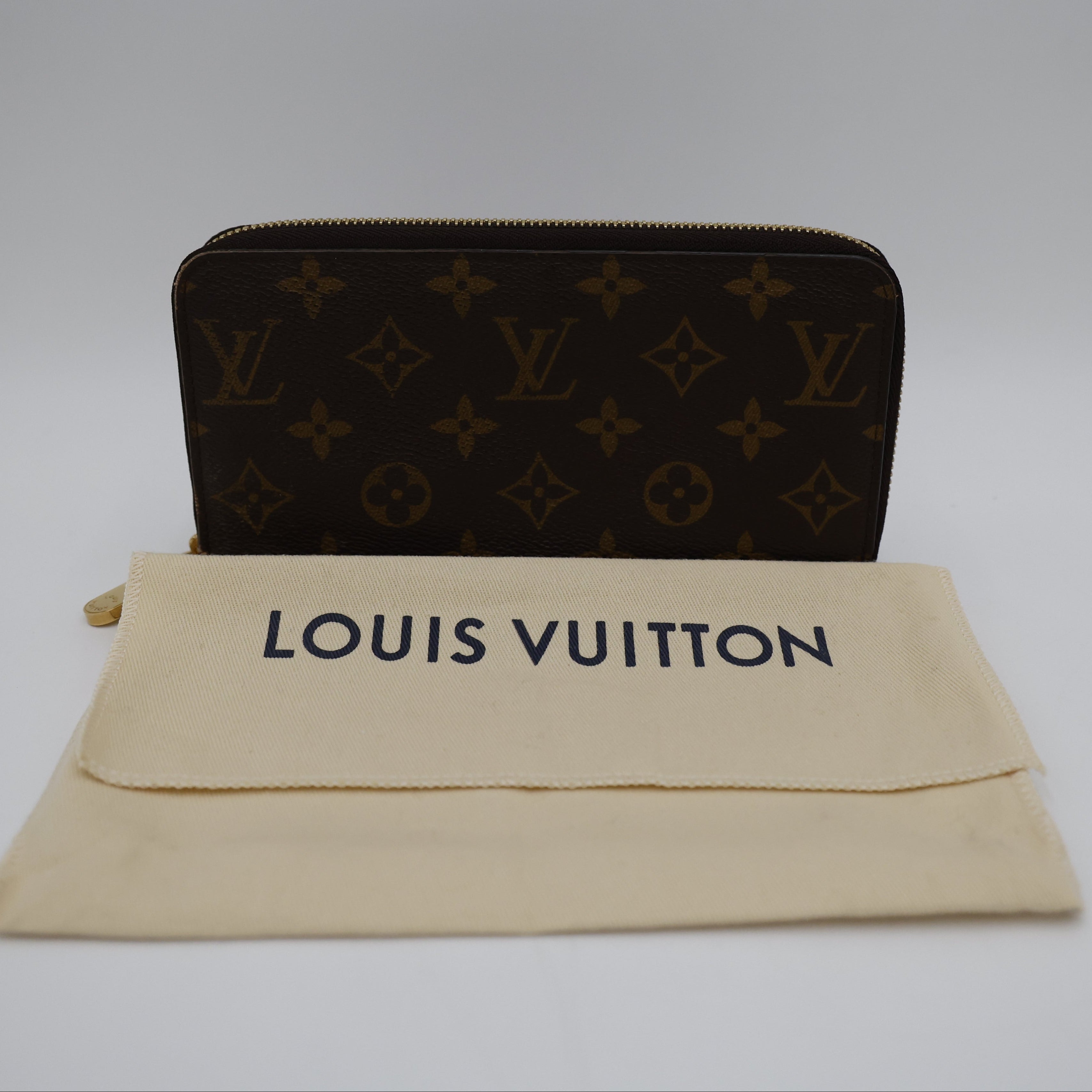 Louis Vuitton Zippy
